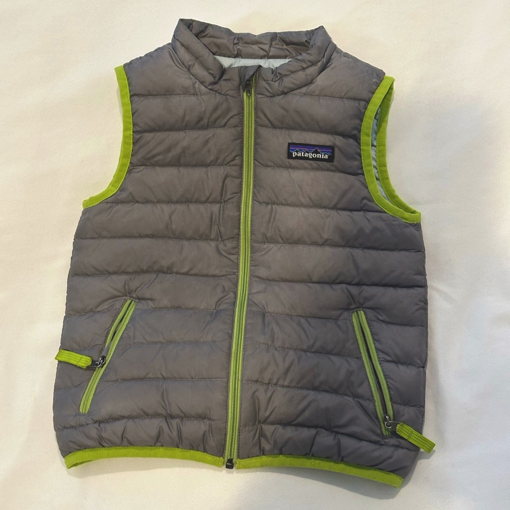 Patagonia baby down vest size 3T